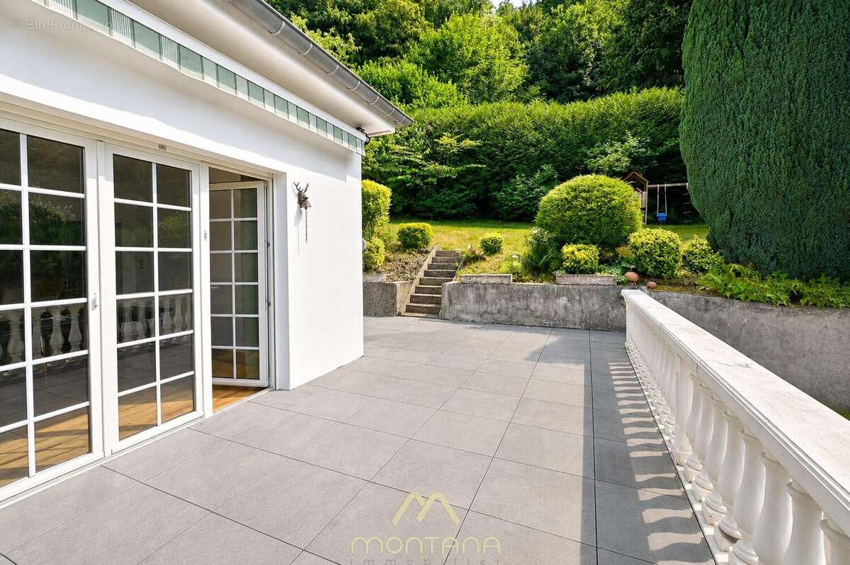 Maison 160 m² à Saint-Avold  - photo 2