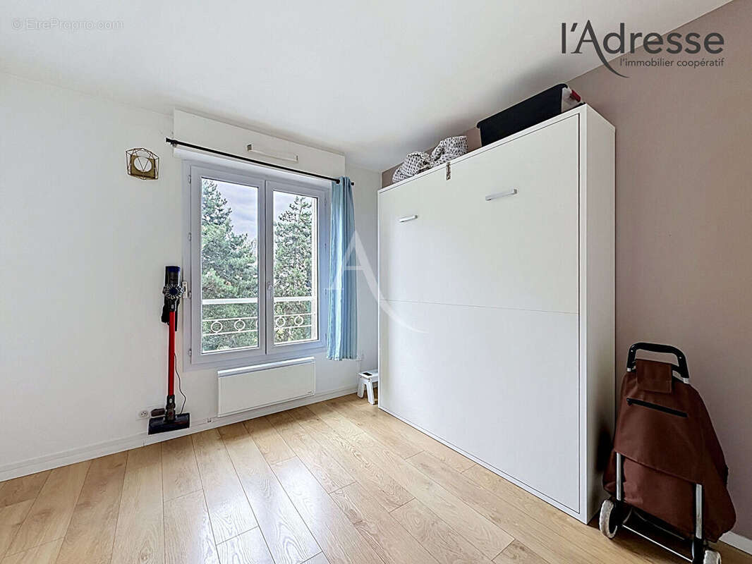 Appartement à SURESNES
