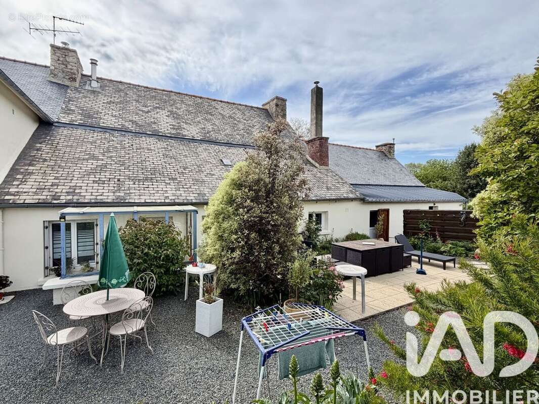 Maison 315 m² à Le Faouet  - photo 7
