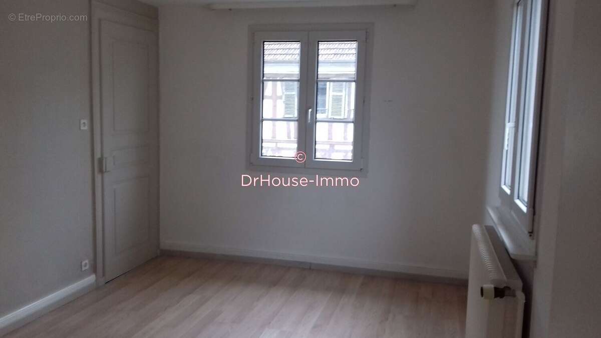 Appartement à DANNEMARIE