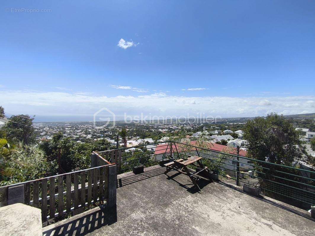 Maison à SAINT-DENIS