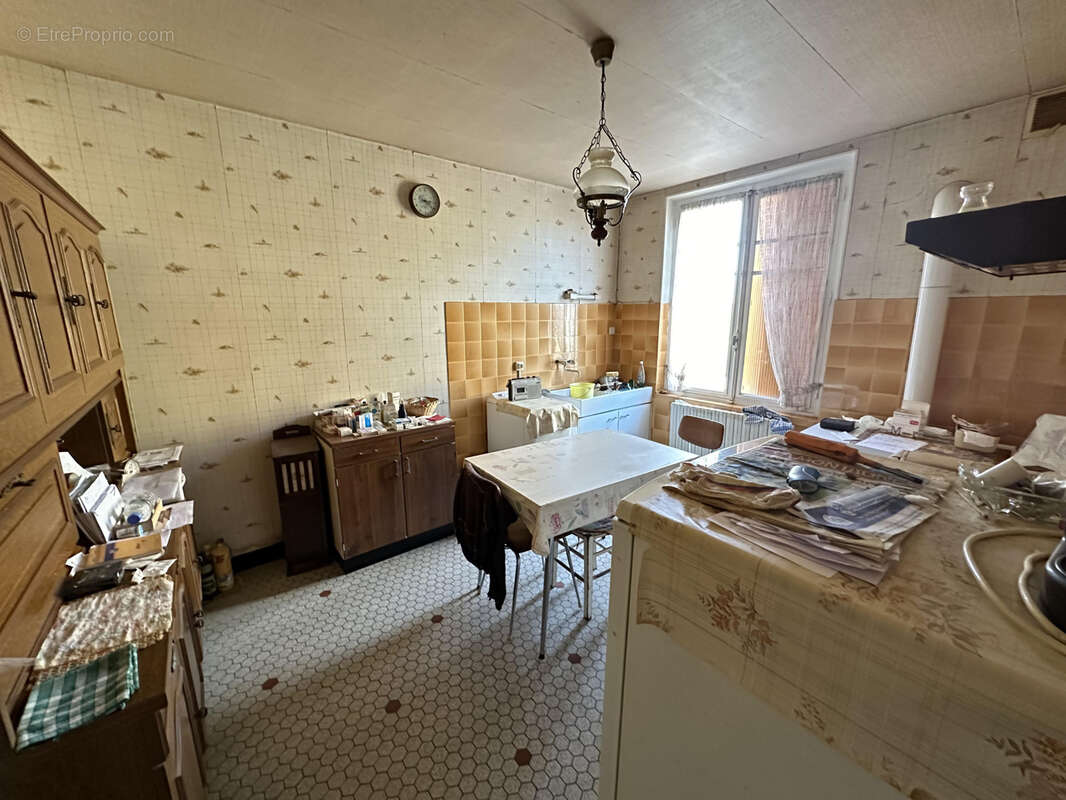 Maison à LES ANCIZES-COMPS