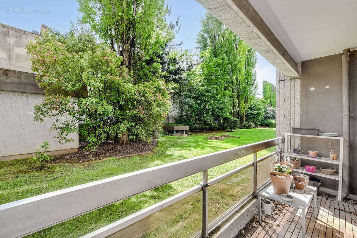 Appartement à PARIS-19E