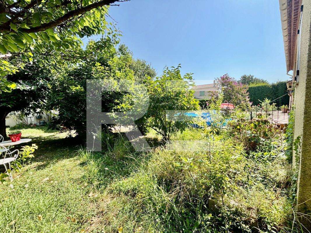 Maison à SAINT-BAUZELY