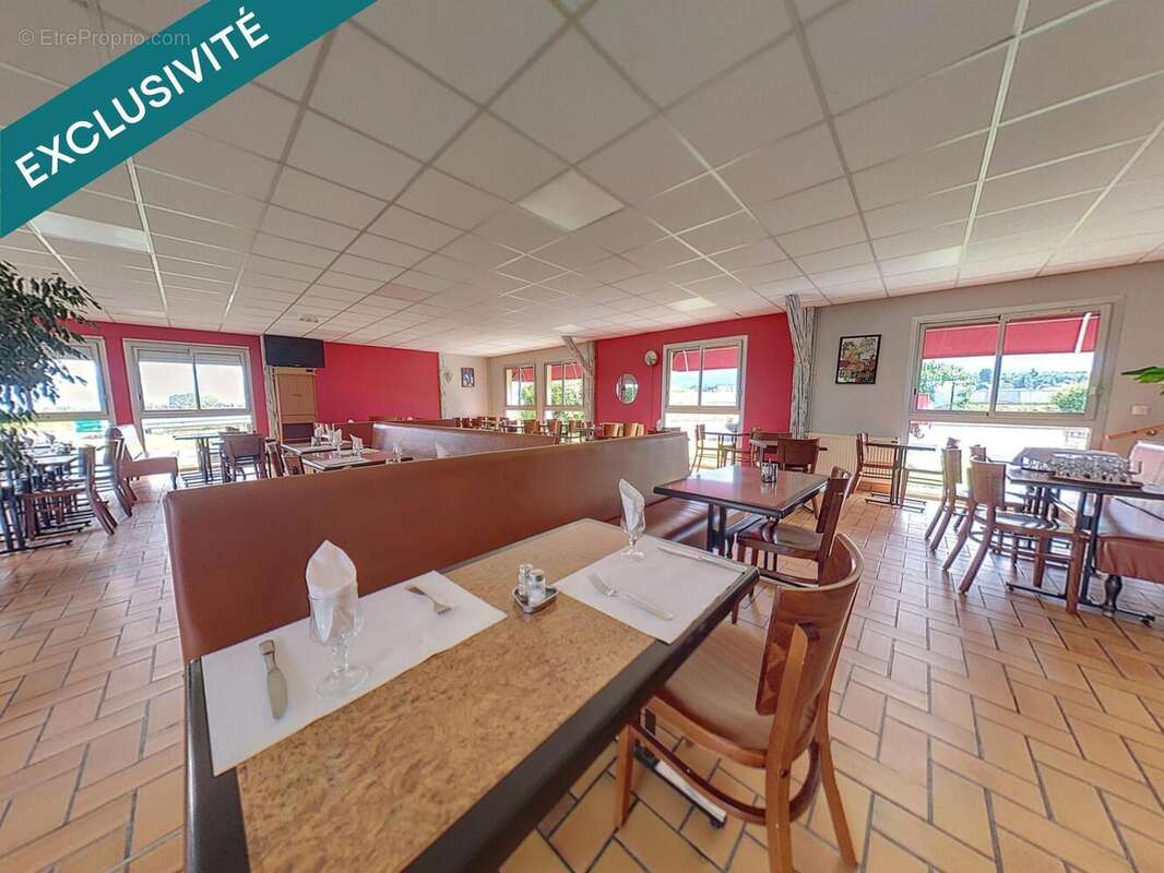 Photo 7 - Commerce à MONTEREAU-FAULT-YONNE