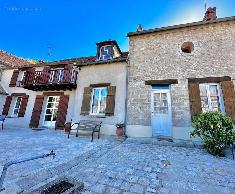Photo 1 - Maison à NOISY-SUR-ECOLE