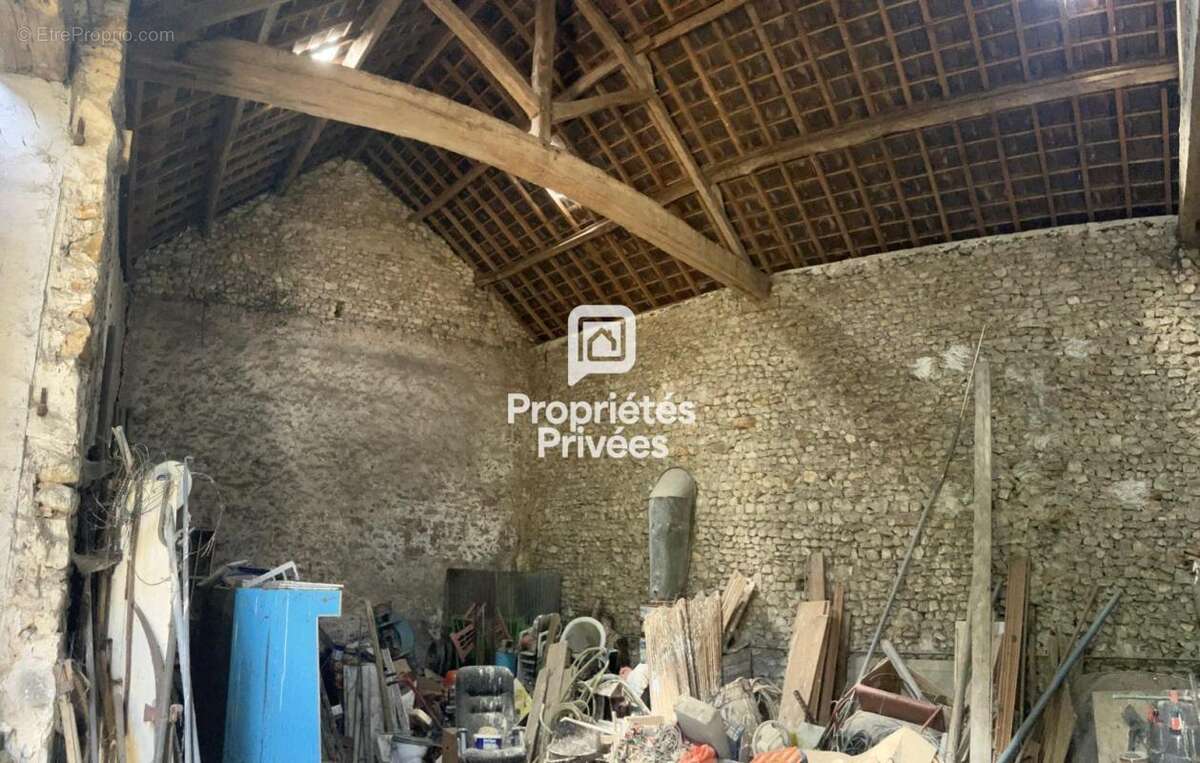 Septeuil centre, gros potentiel ! - photo 10