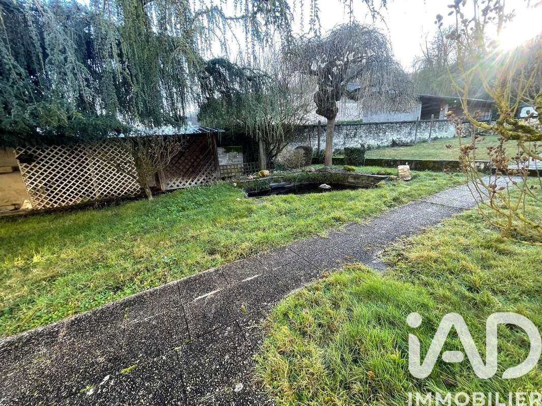 Maison 226 m² à Rigny-Usse  - photo 3