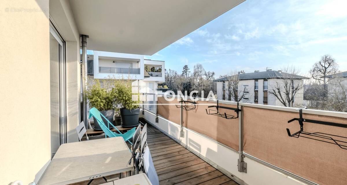 Appartement à DOUVAINE