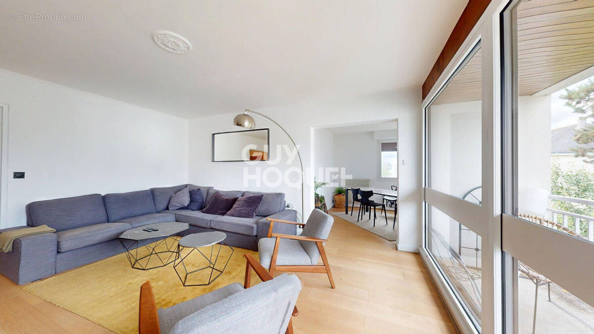 Appartement à SAINT-CYR-SUR-LOIRE