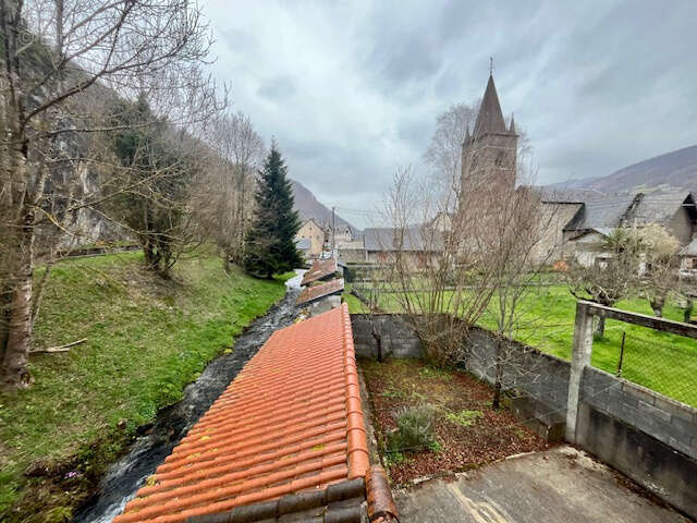 Appartement à SARRANCOLIN