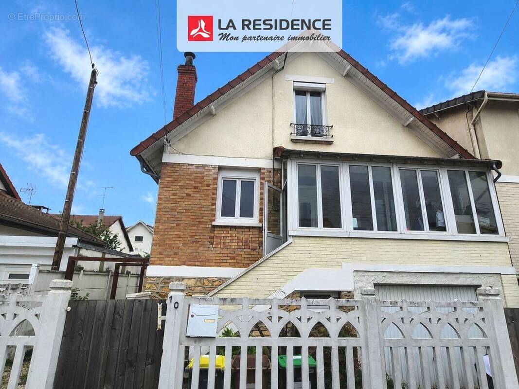 Maison 107 m² à Montigny-Les-Cormeilles  - photo 1