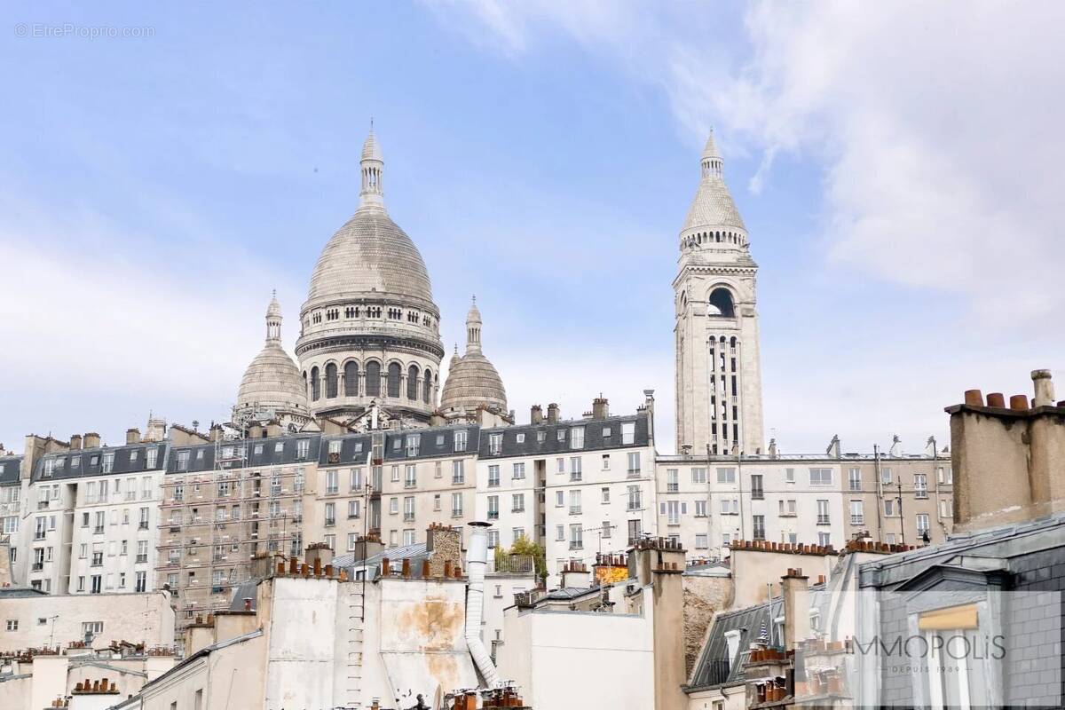 Appartement à PARIS-18E
