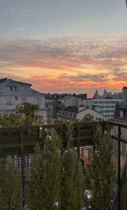 Appartement à LEVALLOIS-PERRET