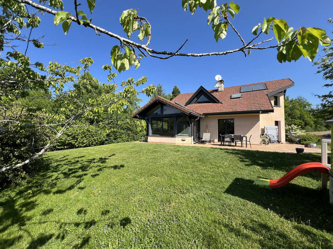 Maison à GROISY