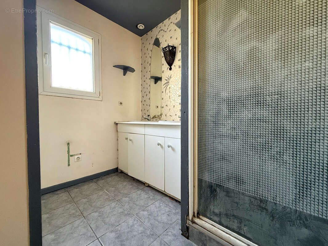 Magnifique villa de 110 m2 4ch + Garage, sur terrain arboré de 1 339 m2 à Saint-Jean-de-la-Blaquière - photo 15