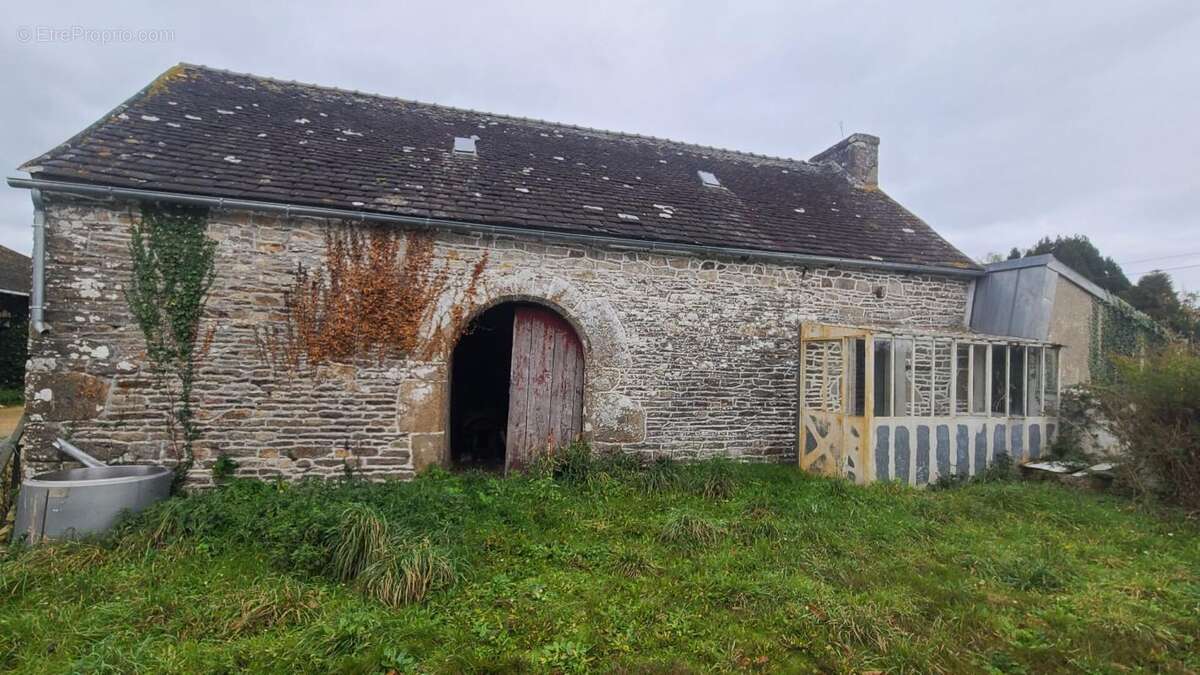 Maison à PLOUGONVEN