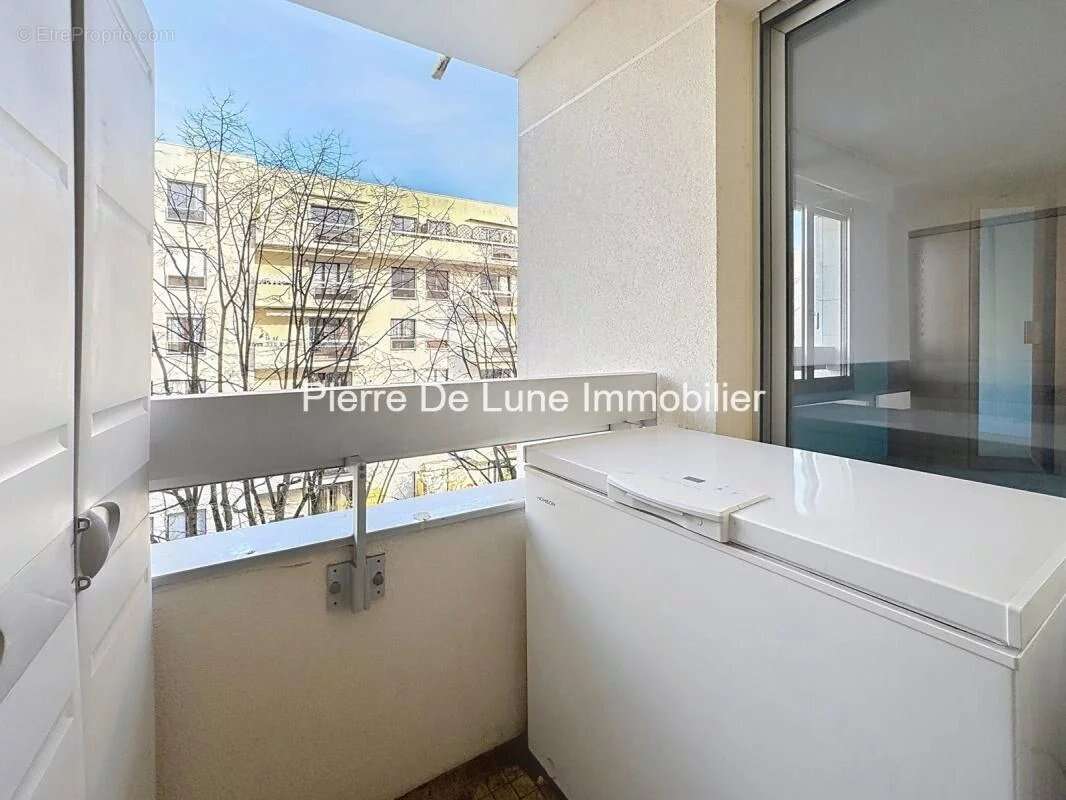 Lumineux T3 Résidence Services Séniors Hespérides Courbevoie - photo 10