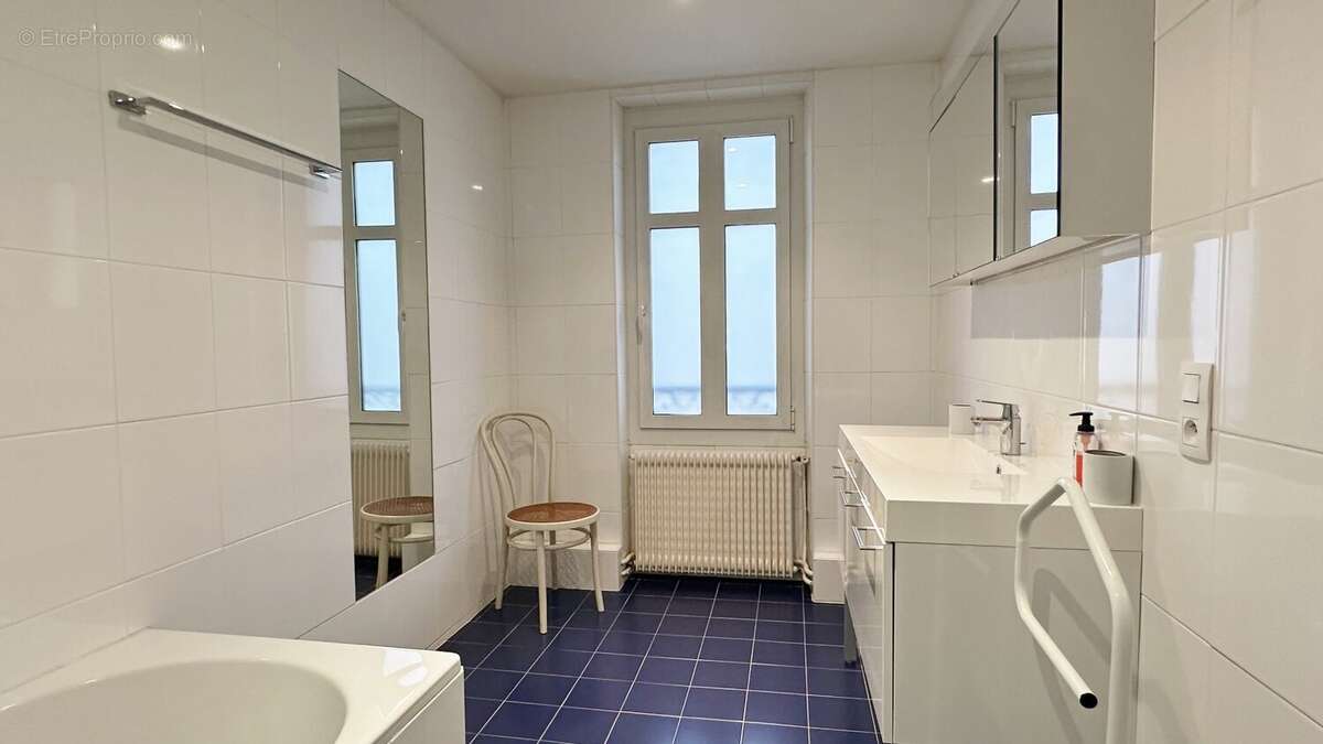 Maison de maitre de type t8 de 202 m2 avec piscine - photo 19