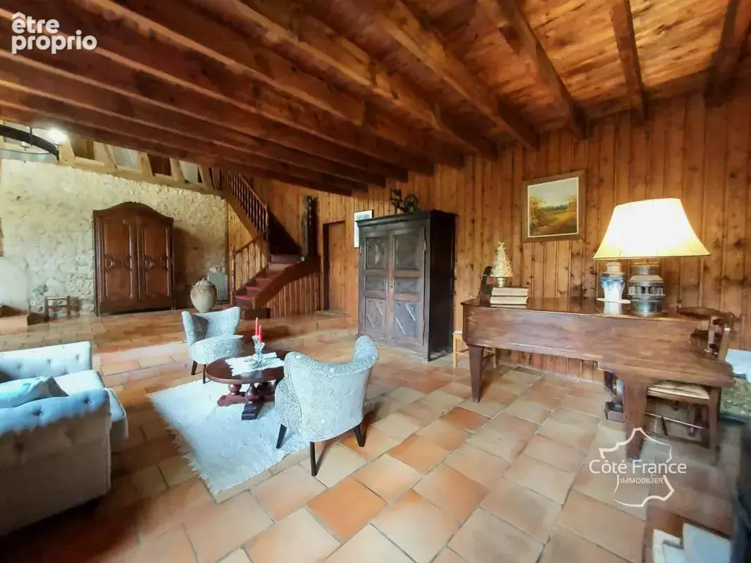 Authentique ferme de caractère du xve siècle - photo 9