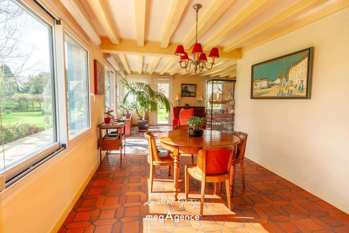 Maison à SAINT-JACQUES-SUR-DARNETAL