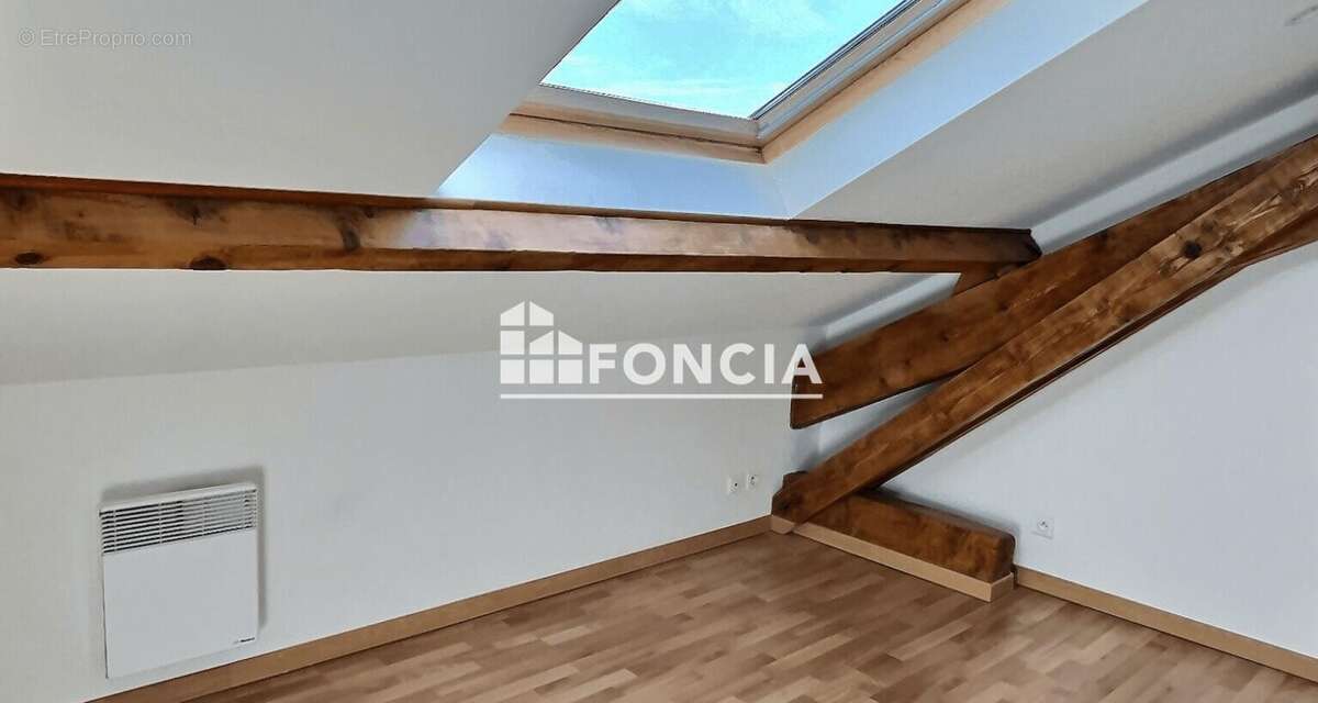 Appartement à ROUSSILLON