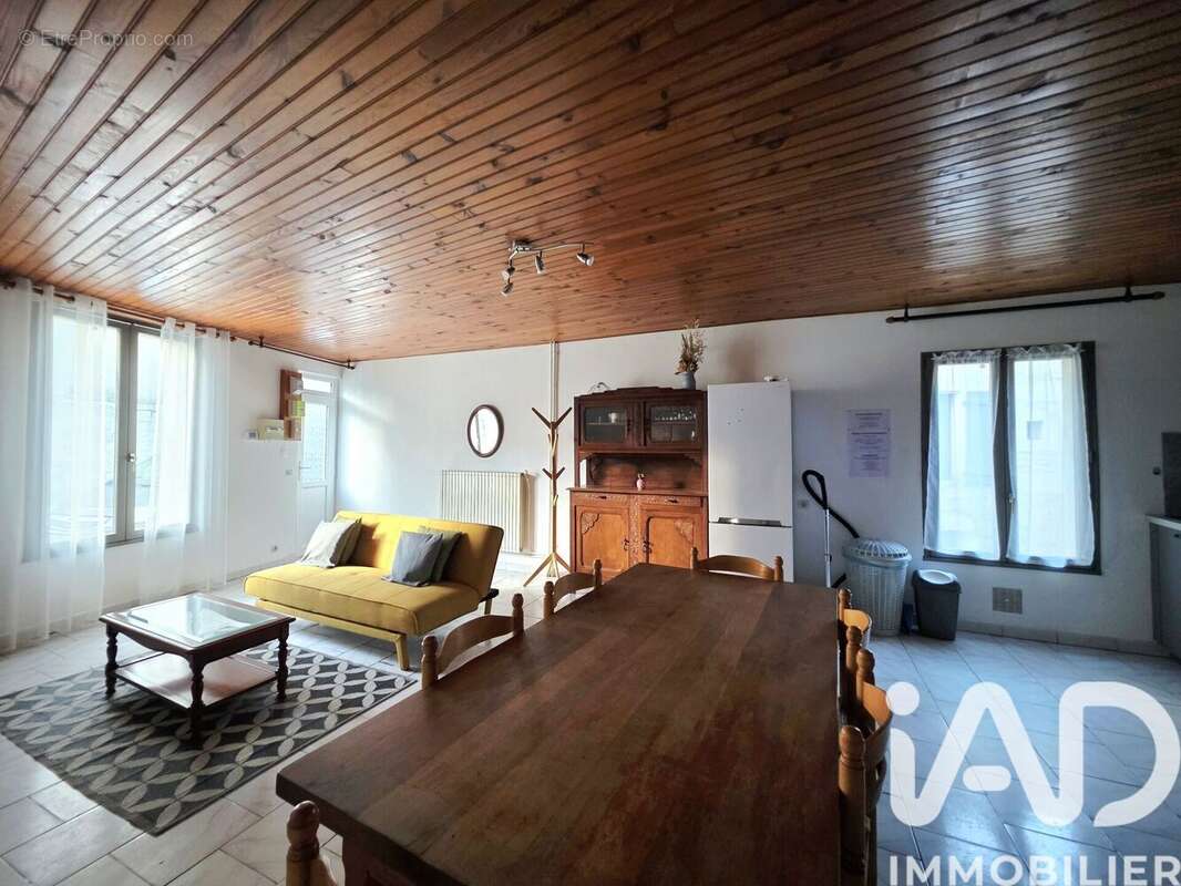 Photo 2 - Maison à ROUILLAC