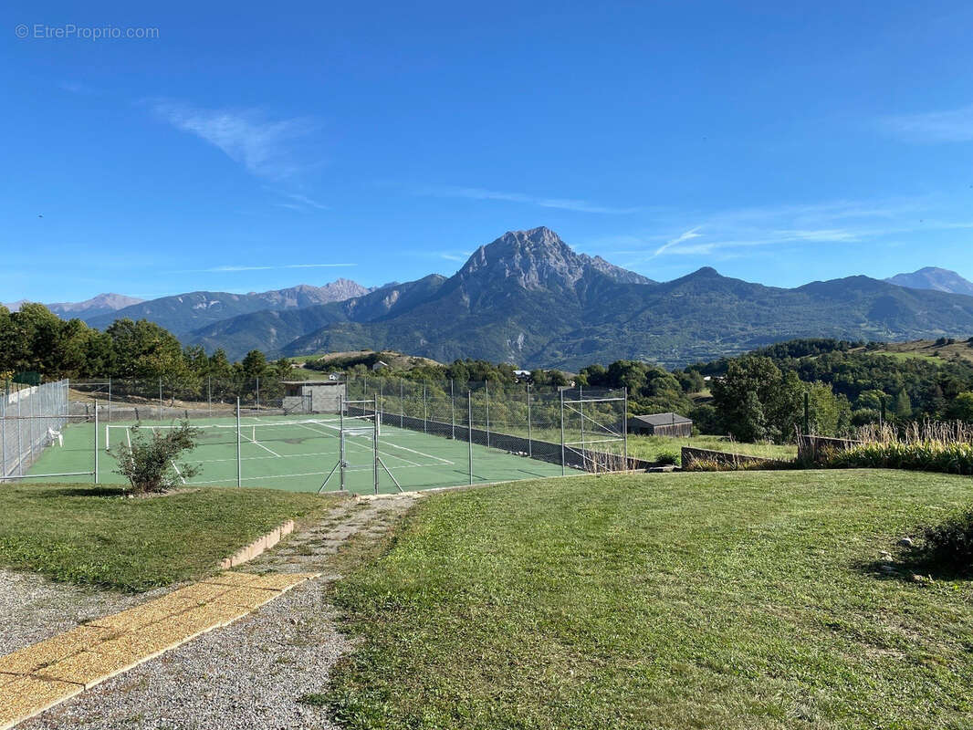 Appartement à PRUNIERES