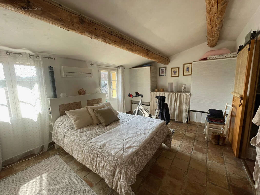 Maison à COGOLIN
