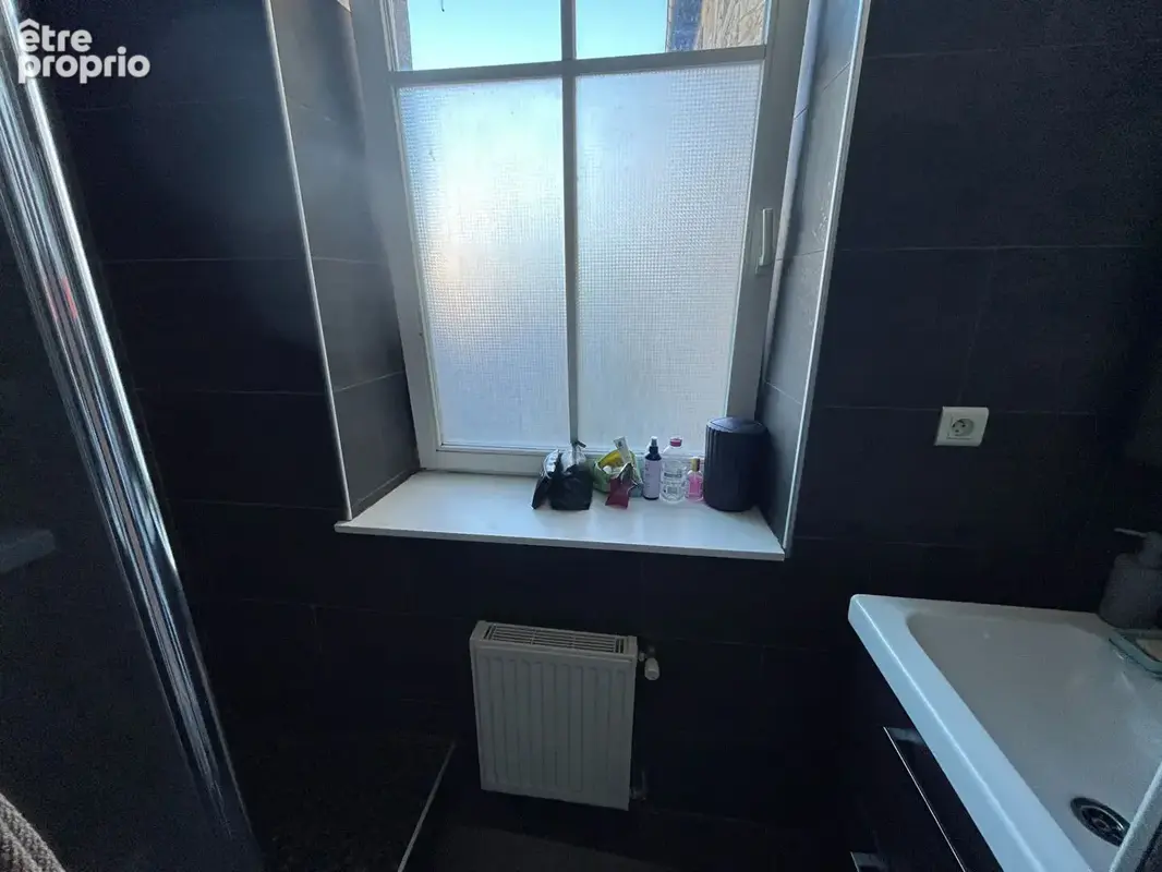Nancy, rue de Mulhouse : Agréable appartement au second et dernier étage d'une petite résidence. - photo 7