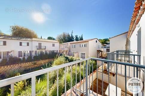 Appartement à MALAUCENE