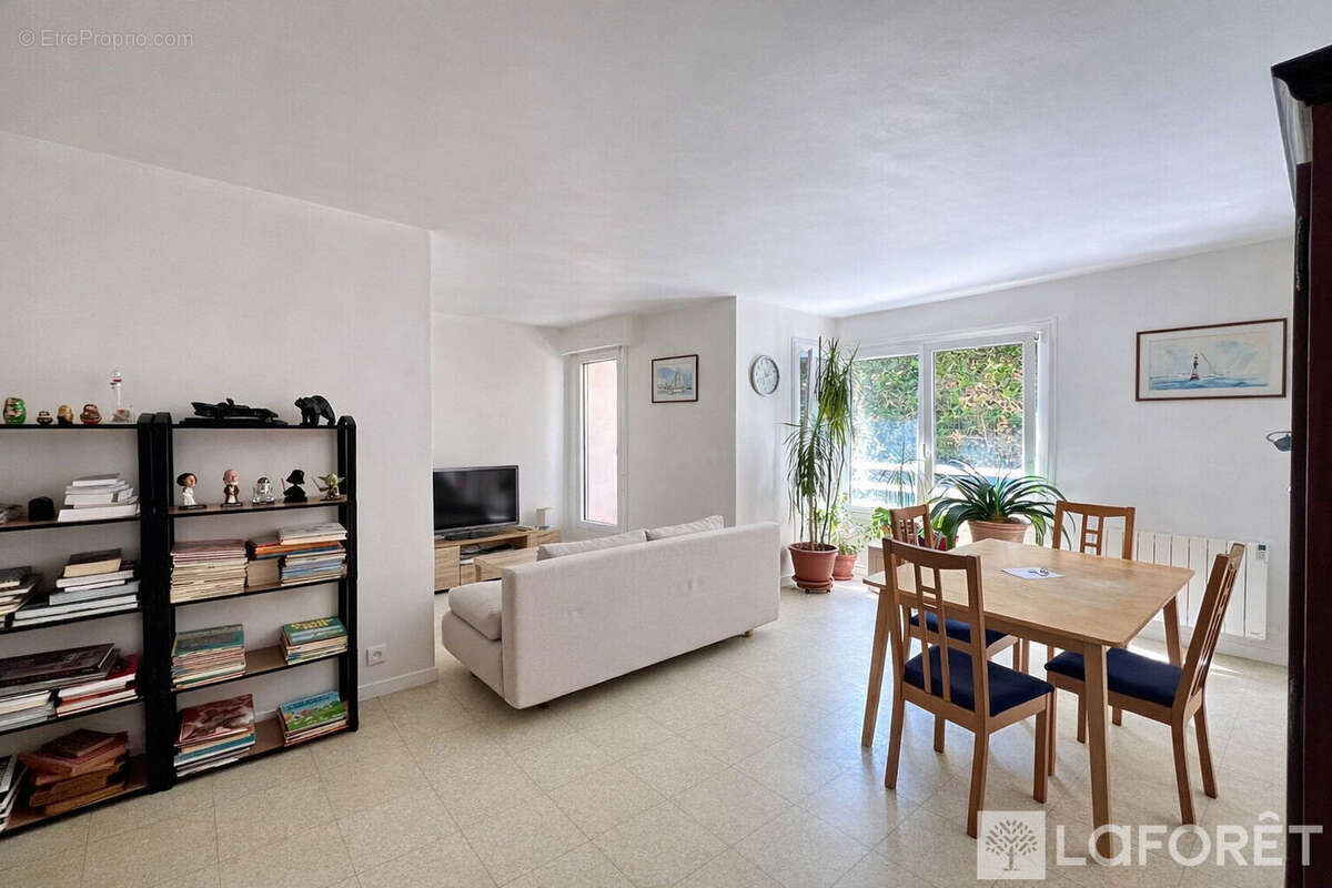 Appartement Sevres 4 pièce(s) 85.5 m2 - photo 3