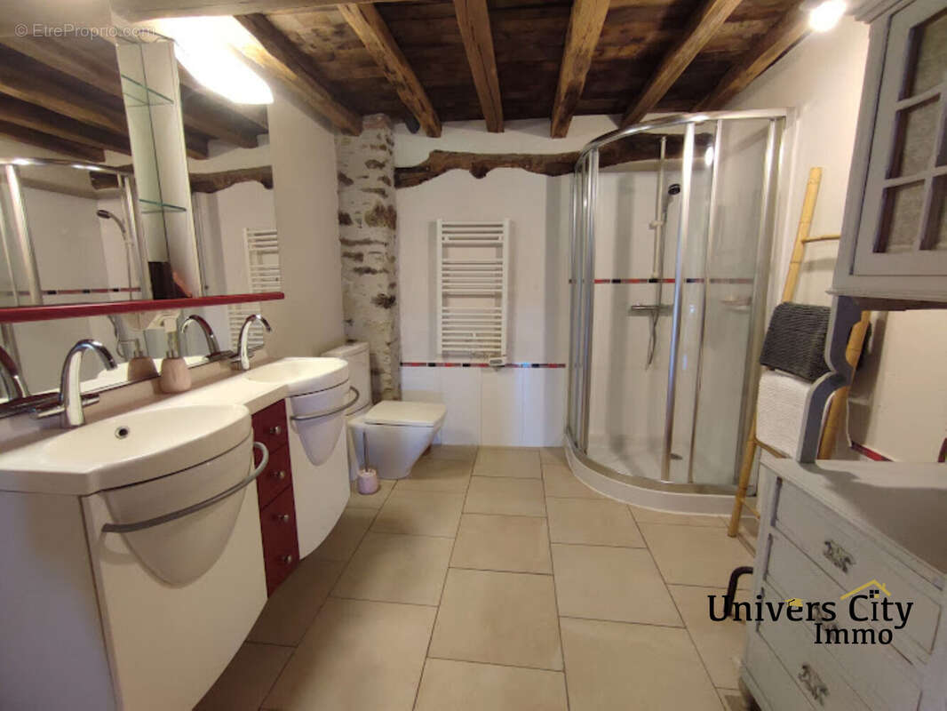 Maison à LE LOROUX-BOTTEREAU