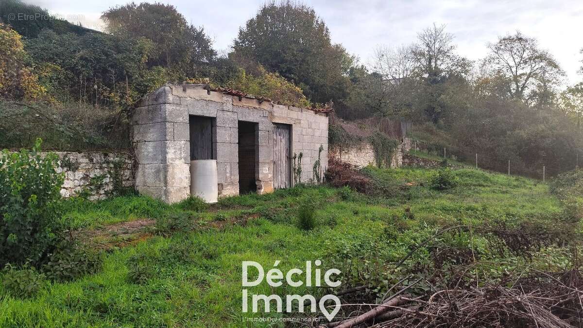 Maison à VOEUIL-ET-GIGET