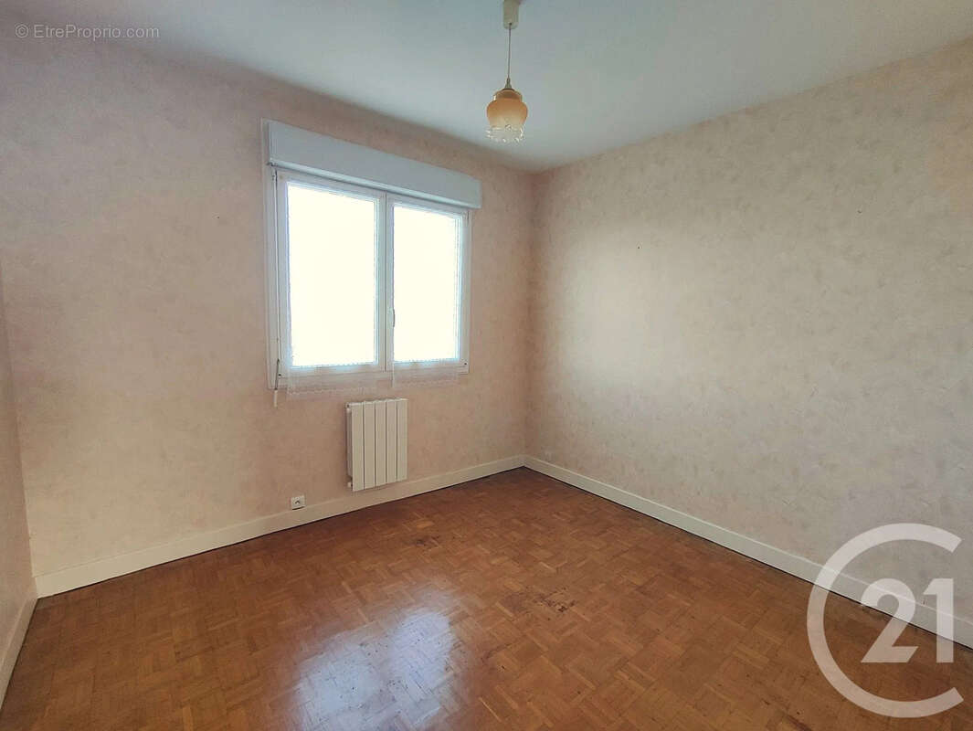 Maison à COSNE-COURS-SUR-LOIRE