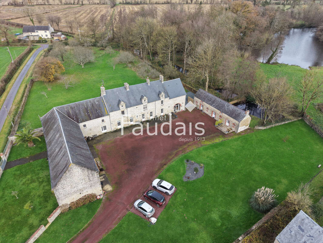 Maison à PICAUVILLE