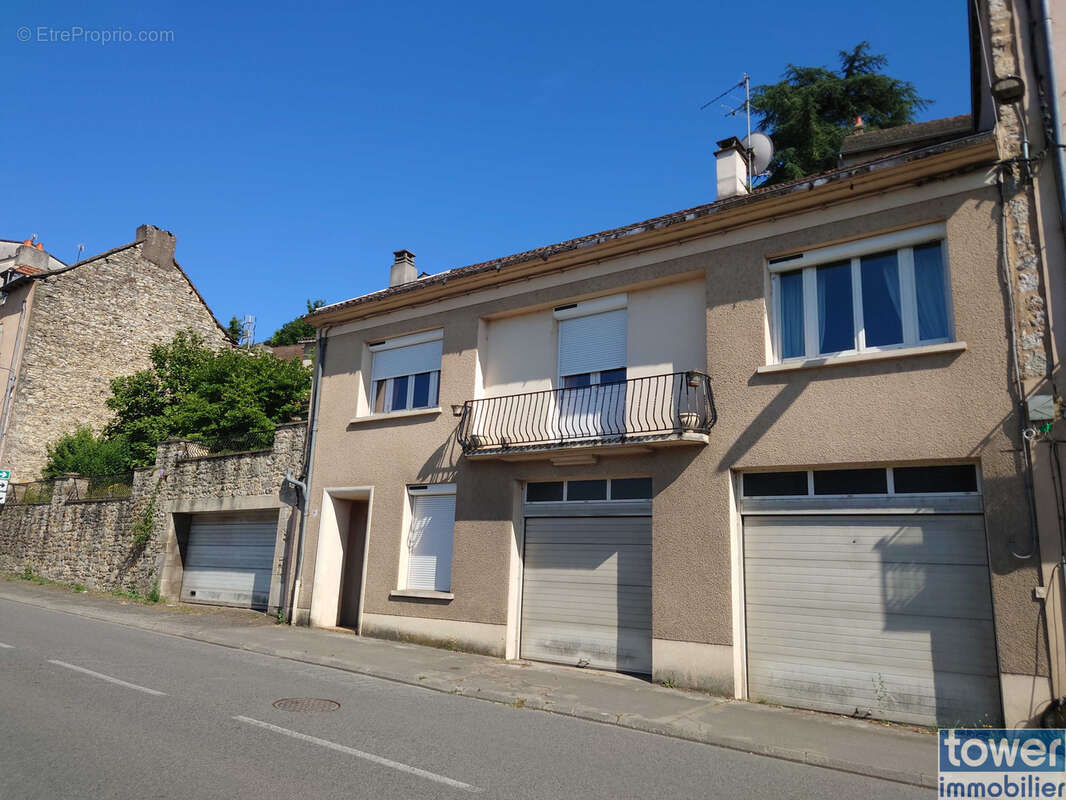 Maison à VILLEFRANCHE-DE-ROUERGUE