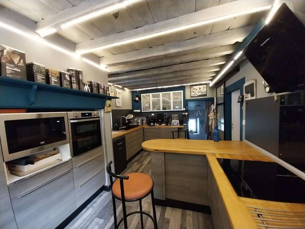 Maison 145 m² à Haut-De-Bosdarros  - photo 6