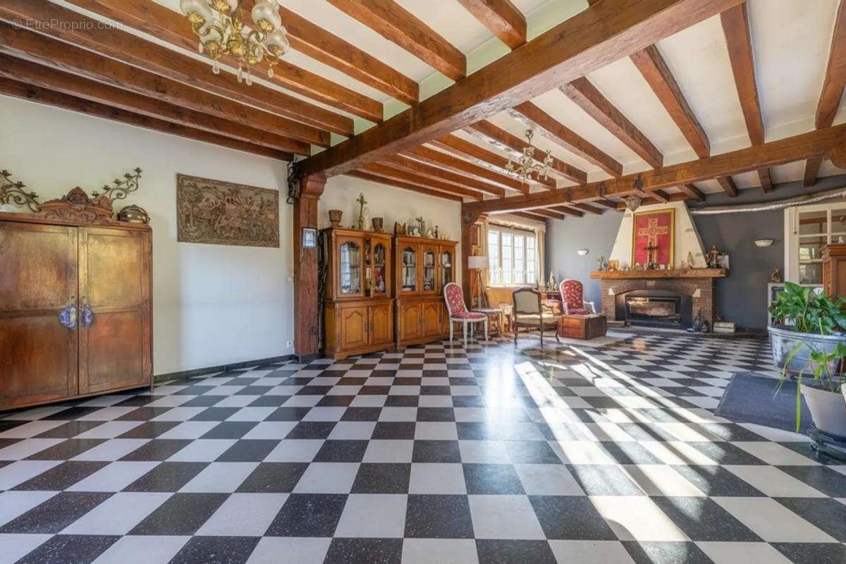 Maison à SAINT-OUEN-MARCHEFROY