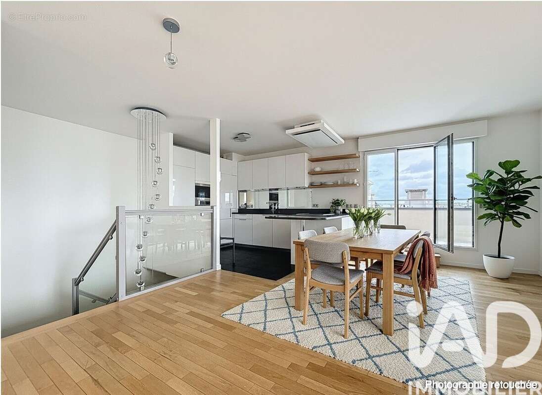 Photo 3 - Appartement à LA GARENNE-COLOMBES