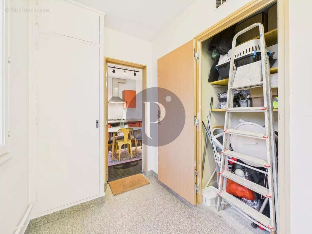 Appartement à FRESNES