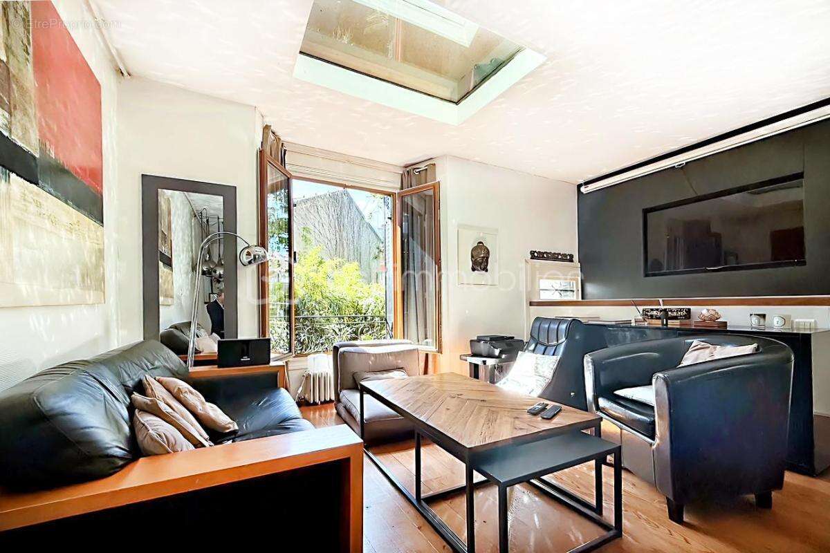 Maison à PARIS-19E
