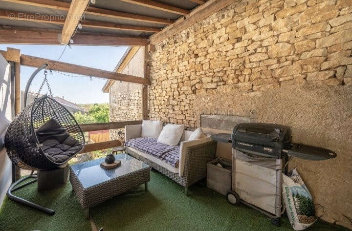 Appartement à SAIZERAIS