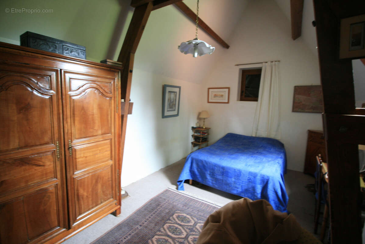Maison à LA CHAPELLE-AUBAREIL