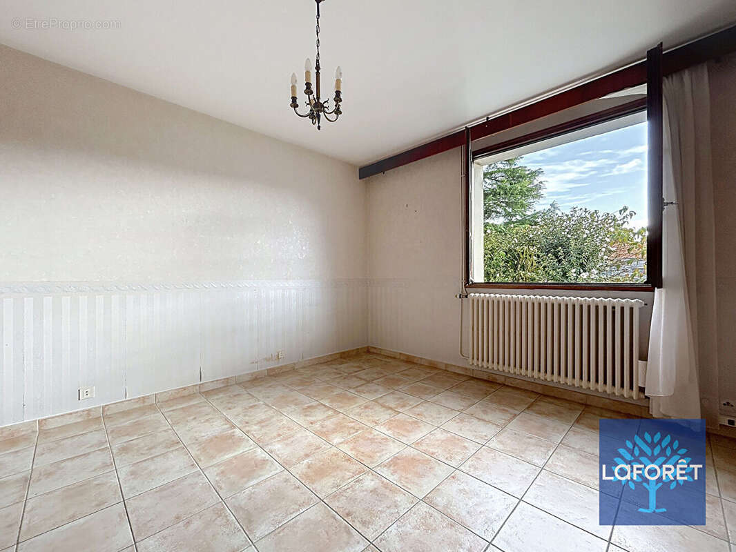 Maison à SAINT-FLORENT-DES-BOIS