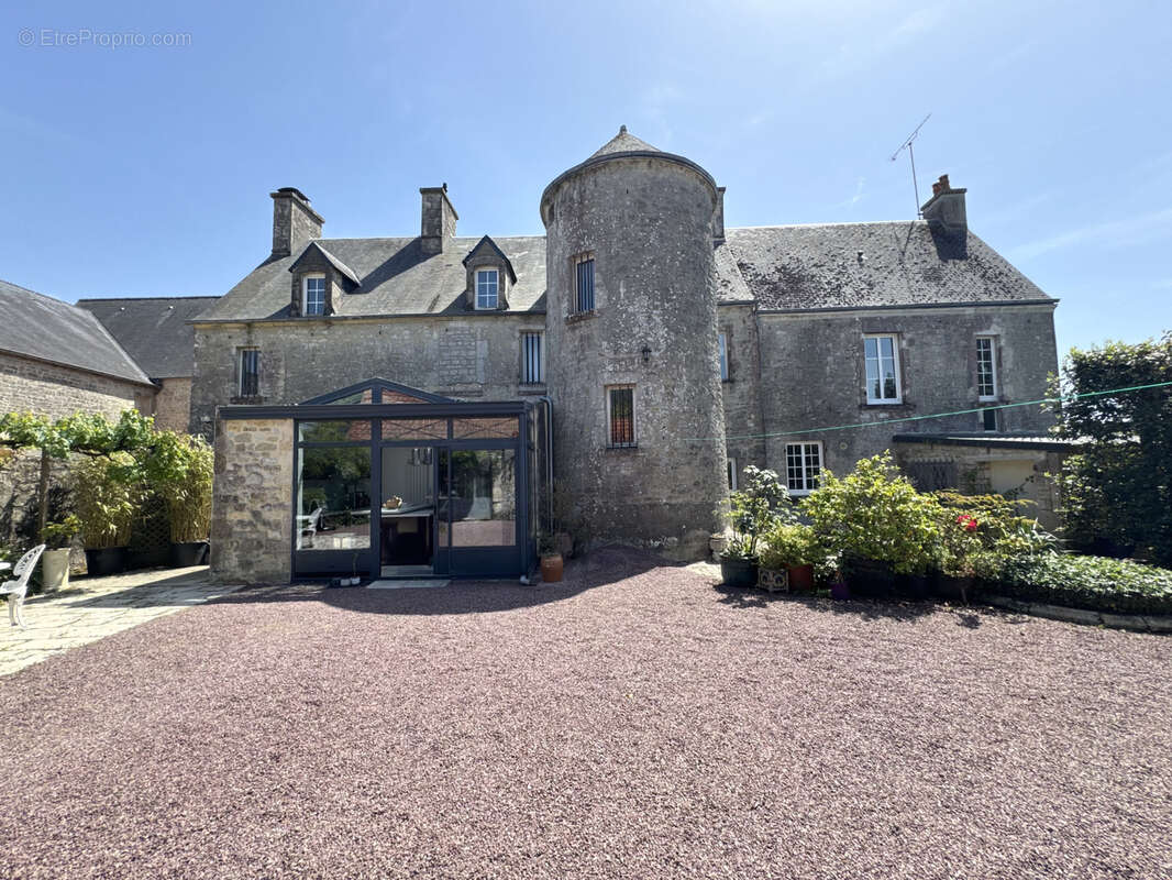 Maison à VALOGNES