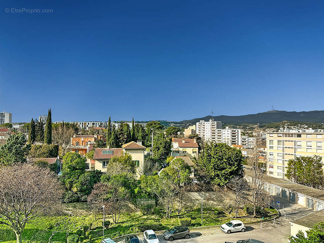 Appartement à MARSEILLE-13E
