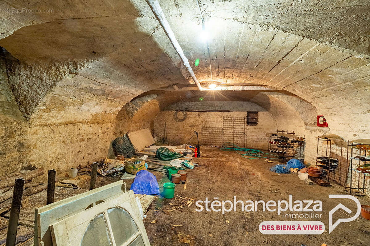 Maison à VILLIE-MORGON