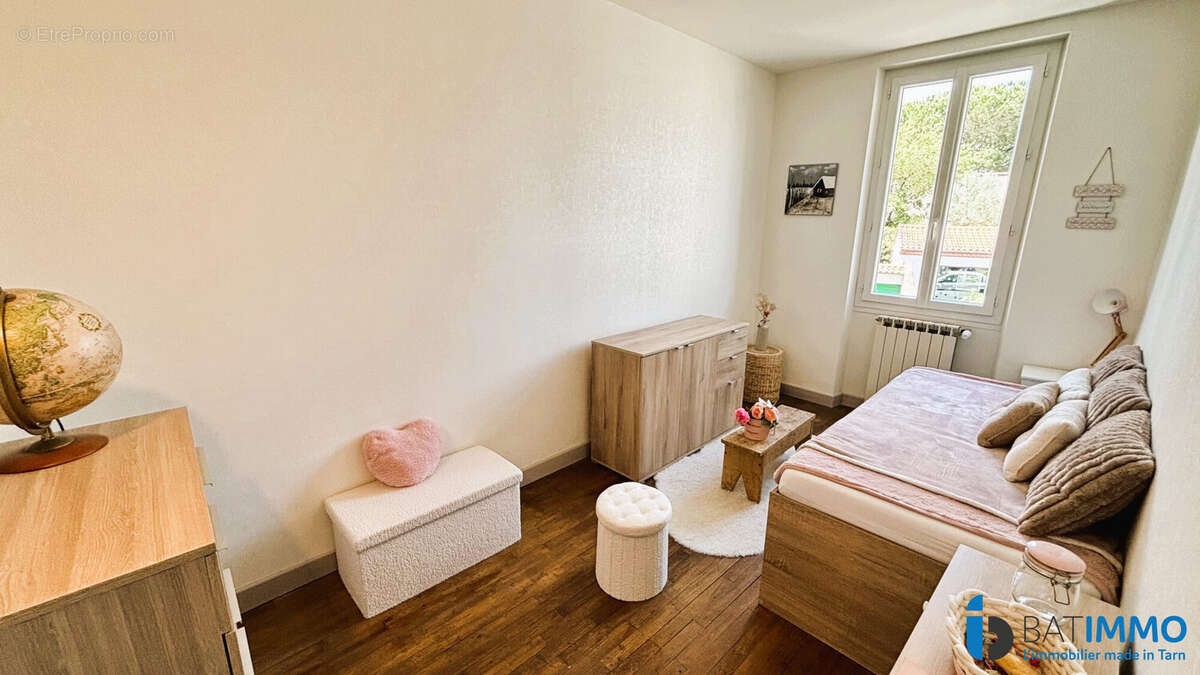 Maison 126 m² à Saint-Juery  - photo 4