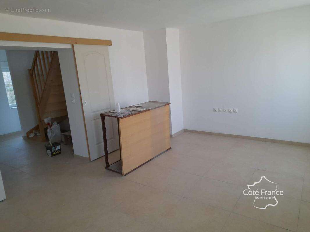 Maison à LE NOUVION-EN-THIERACHE